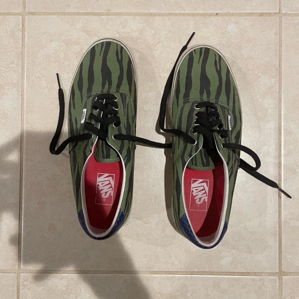 Supreme Vans